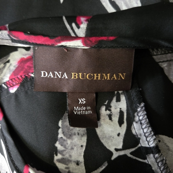 ⭐️Dana Buchman Black and Pink Asymmetrical Blouse With Bat Wind Sleeves XS - Picture 6 of 6